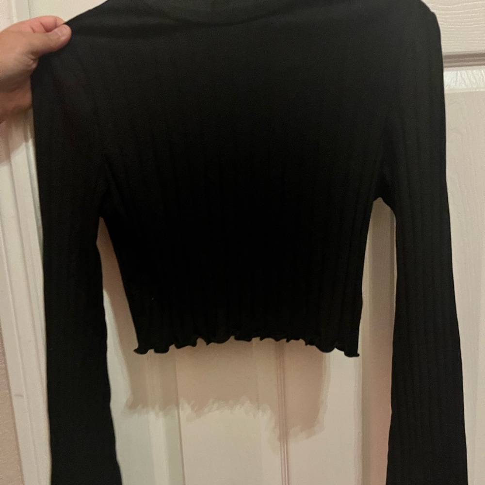 A cute black crop top